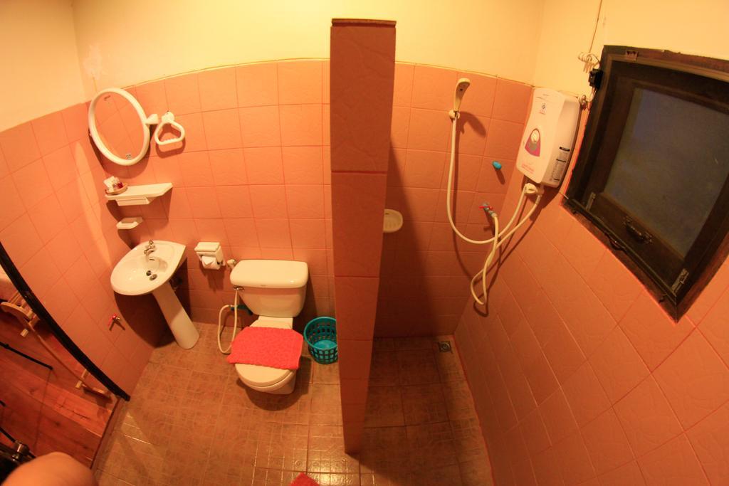 ホテル バーン サリー パイ パーイ 部屋 写真